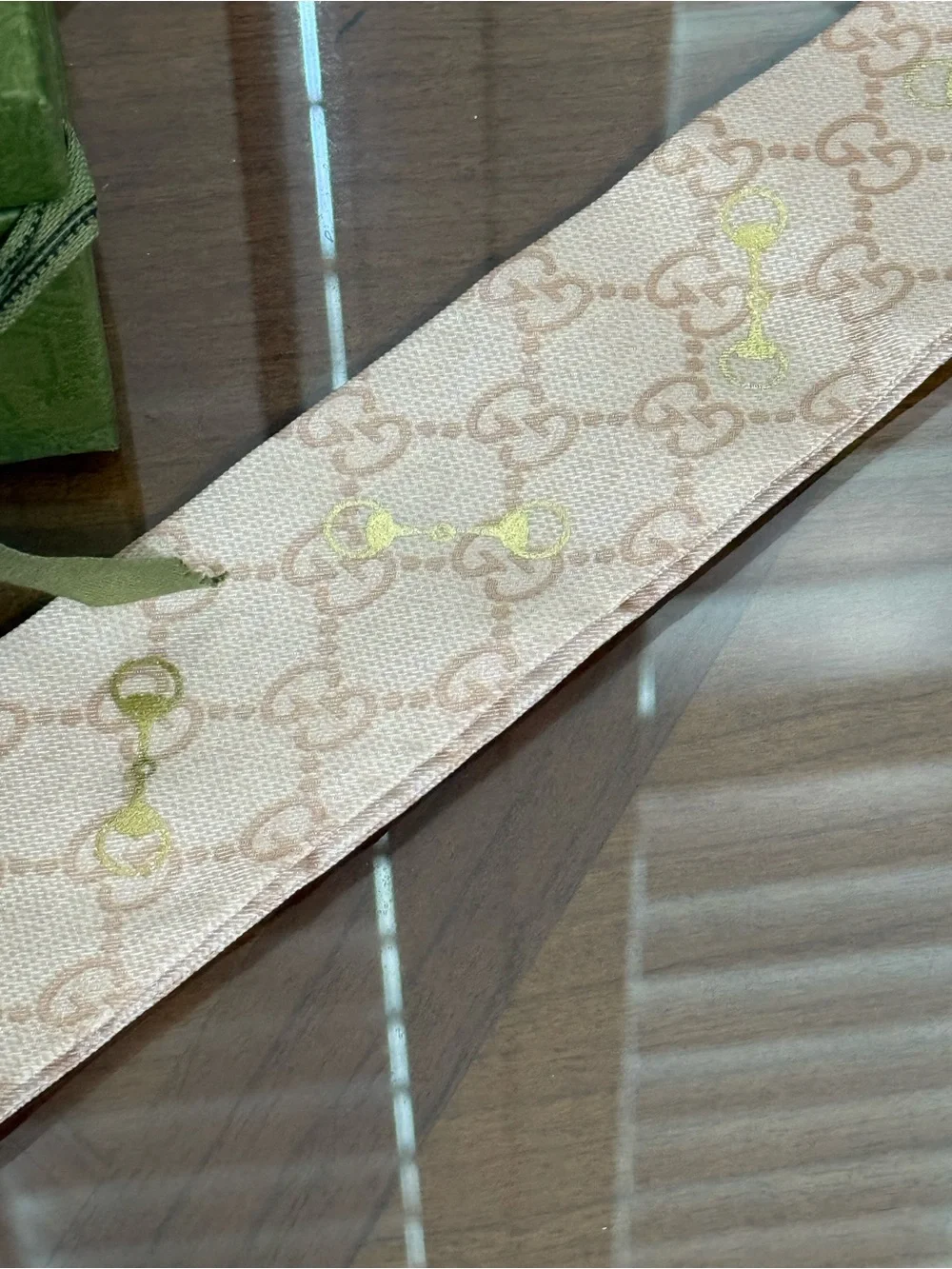 GUCCI GG Horse-bit Pale Pink Silk Twilly Scarf